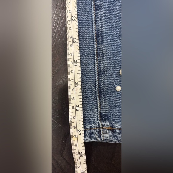 Ashley Mason Pearl Studded Buttonfly Light Wash Denim Blue Jeans Size 9/29 - Picture 11 of 15